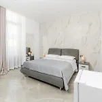 Nova Bed and Breakfast Κατάνια
