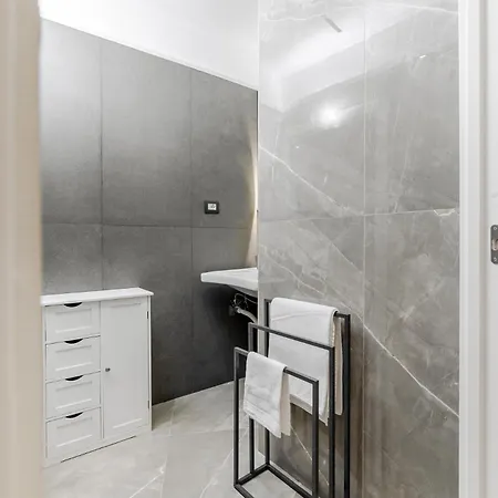 Nova לינה וארוחת בוקר 4*